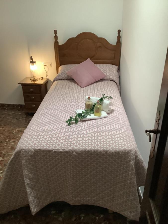 Villa El Aroma Del Dulce à Setenil De Las Bodegas Extérieur photo